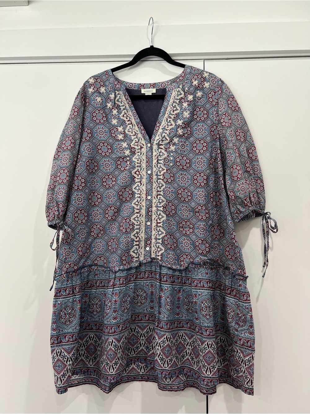 Sundance Zuri Discovery Embroidered Medallion Dress Blue Size PXL
